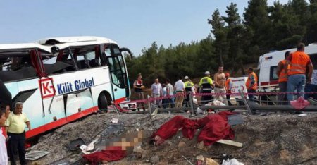 В Турции в ДТП погибли 13 человек